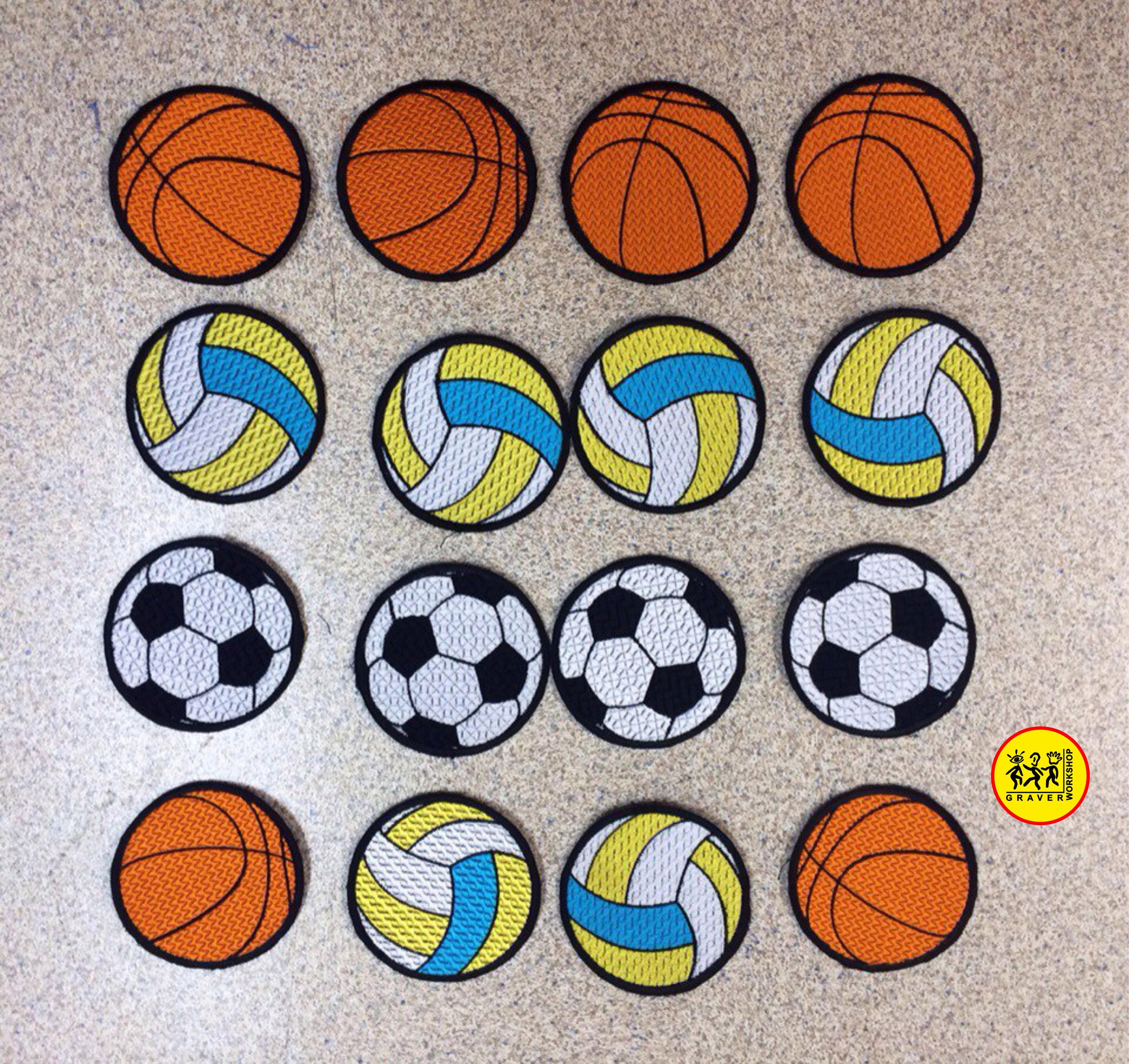 Шевроны и нашивки.