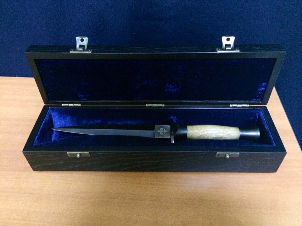 Холодное оружие для горячих людей!