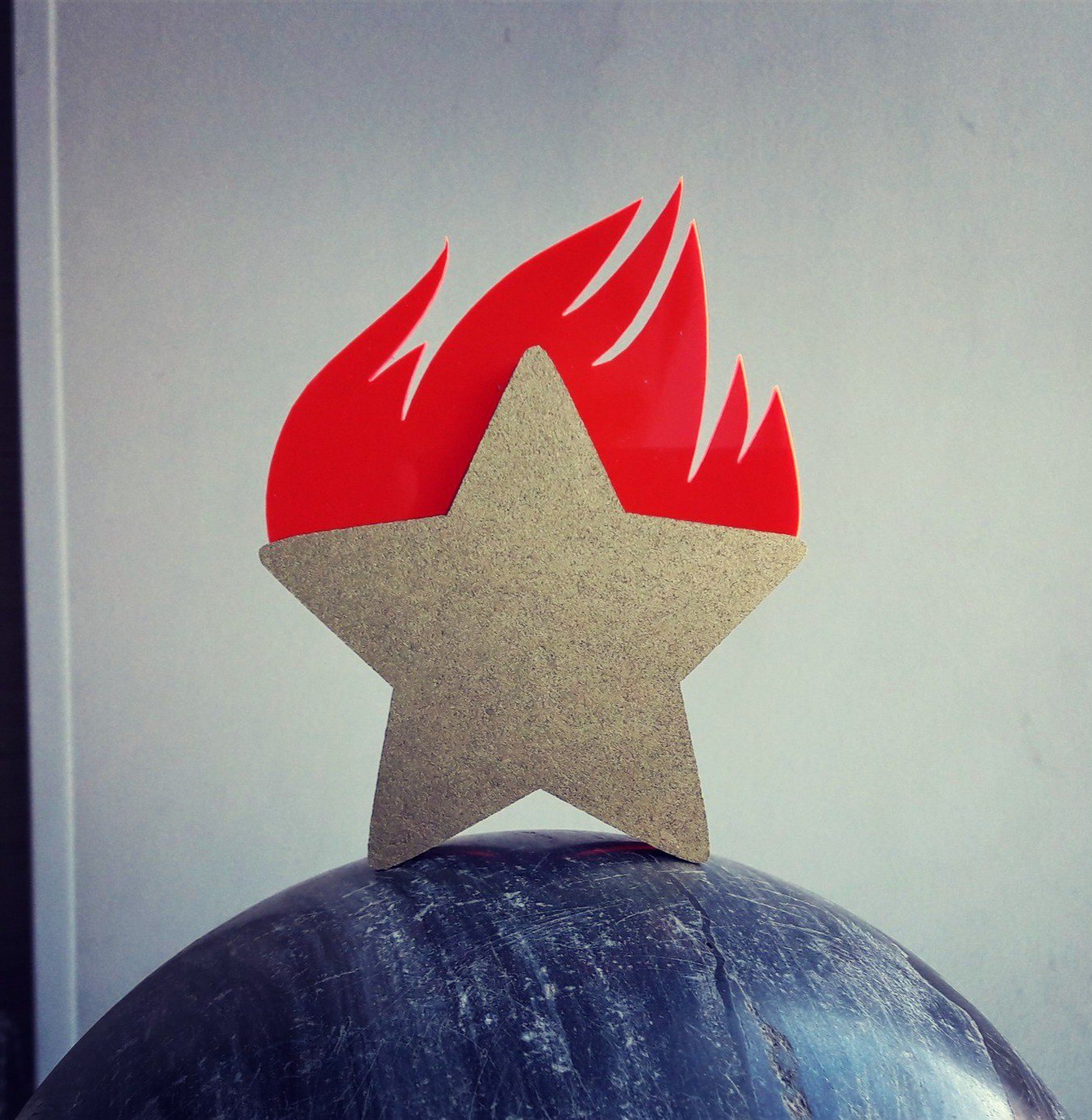 Приобретайте нашу "Звёздную продукцию".